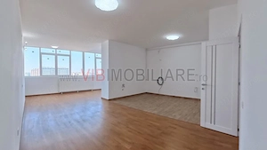 Apartament URIAS - 330 mp - 5 camere/4bai - living 140 mp - imagine 9