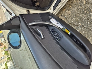 Bmw seria 1 d.An 2008,197000km reali,accept orice test. - imagine 5