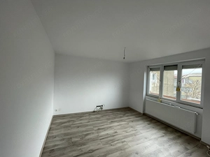 Vând urgent  apartament strBotizului nr55 - imagine 4