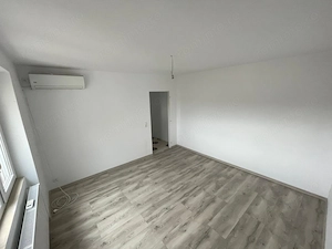 Vând urgent  apartament strBotizului nr55