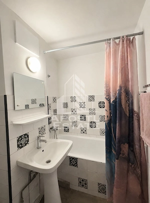 Apartament de vanzare cu 2 camere, semidecomandat, zona Dambovita - imagine 5