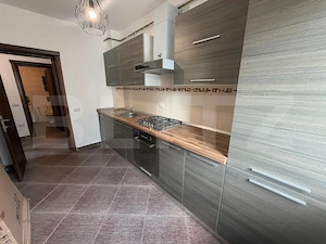 Apartament 2 camere, 48.33 mp, parcare, intermediar, decomandat, zona Florilor  - imagine 2