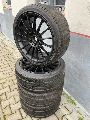 Set roti Mercedes AMG 225/40ZR18 92W - imagine 4