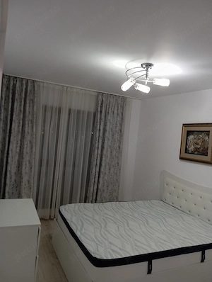 închiriez apartament cu 2 camere  - imagine 5