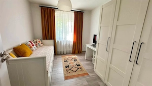 SAGULUI - RENOVAT - 3 CAMERE - ETAJ 3 - GARAJ SUB BLOC+BOXA - CENTRALA PROPRIE - imagine 4