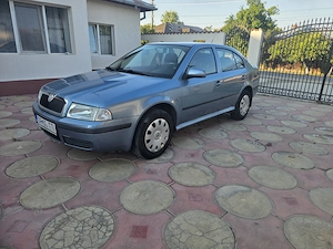 Skoda Octavia Tour 2. Provenienta Porsche RO 2010. Exemplara la numai 109000km! 16 M.P.I  105Cp - imagine 3
