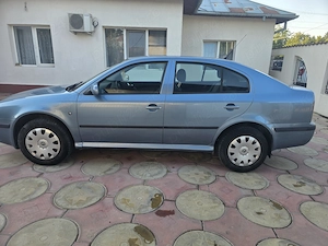 Skoda Octavia Tour 2. Provenienta Porsche RO 2010. Exemplara la numai 109000km! 16 M.P.I  105Cp - imagine 6