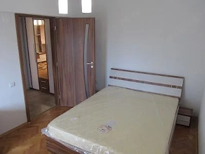 Urgent !  liber ! mutare imediata !!! apartament 2 camere umf - independentei,  balcon , pe mijloc c