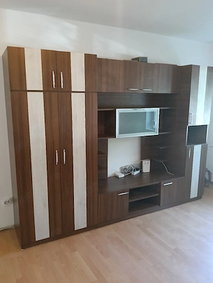 Inchiriez apartament