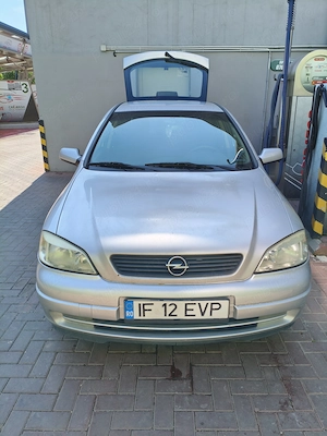 Vând Astra G 2008