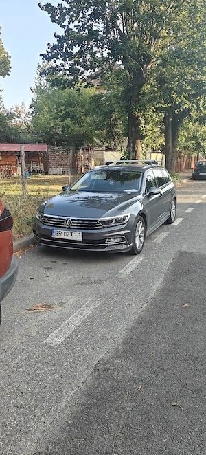 Volkswagen Passat R-Line  - imagine 4