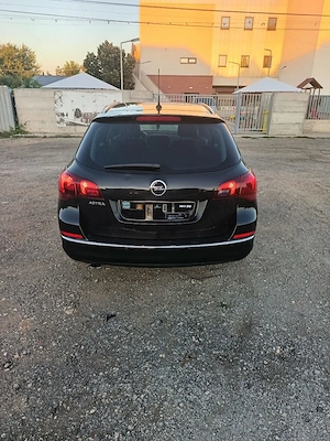 Opel Astra j 1.4 benzină+ gpl AN 2015 euro 6 B  - imagine 5