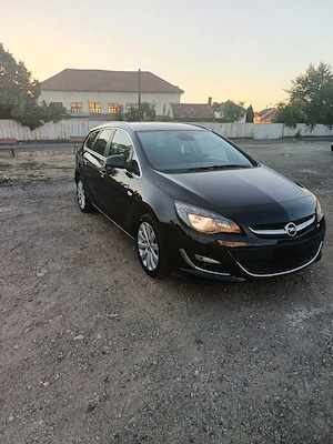 Opel Astra j 1.4 benzină+ gpl AN 2015 euro 6 B  - imagine 3