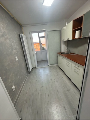 închiriez apartament 2 camere zona zahana  - imagine 6