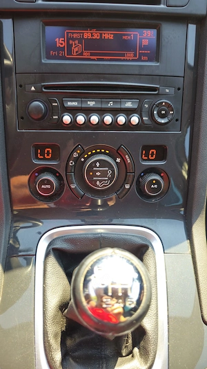 Peugeot 5008 1.6 diesel 2013 7 locuri import recent - imagine 10
