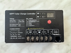 Regulator Încărcare Solară MPPT Vechline 10A – Ideal Rulotă / Autorulotă (12V/24V)