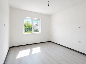 Duplex pe parter în Dumbrăvița | Izolație Fonică și Termică Superioară - imagine 15