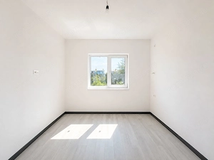Duplex pe parter în Dumbrăvița | Izolație Fonică și Termică Superioară - imagine 16
