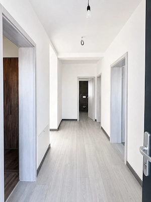 Duplex pe parter în Dumbrăvița | Izolație Fonică și Termică Superioară - imagine 14