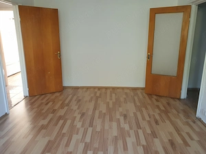 Proprietar vand apartament 3 camere la 7 minute de metrou, Emil Racovita, Piata Straduintei, liber - imagine 7