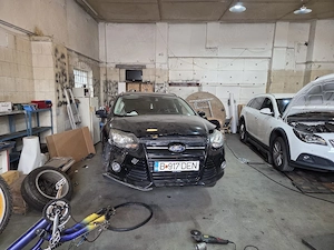 Ford Focus 3 2013 avariat - imagine 3
