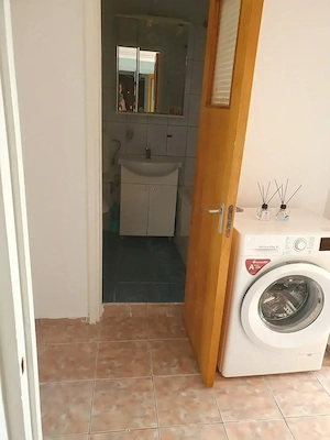Proprietar vand apartament 3 camere la 7 minute de metrou, Emil Racovita, Piata Straduintei, liber - imagine 8