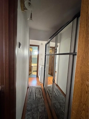 Apartament 3 camere. 50.16 mp, zona Craiovita Noua - imagine 3