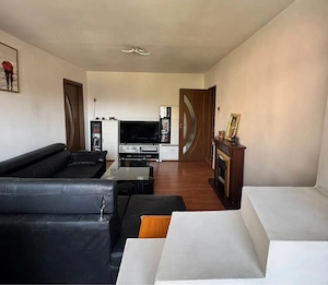 Apartament 3 camere. 50.16 mp, zona Craiovita Noua - imagine 2