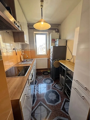 Apartament 3 camere. 50.16 mp, zona Craiovita Noua - imagine 4