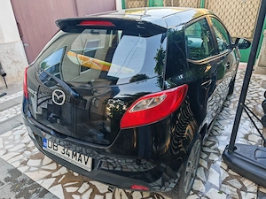 Vand Mazda 2 1.5 benzina 2009 - imagine 2