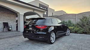Audi A 3 S-line  Navi Camera 1.6 tdi Olanda incalzire scaune Dublu Climatronic Bi-Xenon - imagine 4