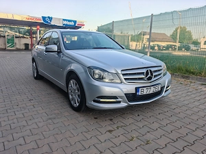 Mercedes C Class 1.8 - imagine 2