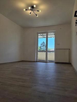 Vand apartament cu 2 camere decomandate. - imagine 7