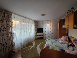 CASĂ P+E+M, 2340 mp teren - VALEA MĂRULUI - imagine 9