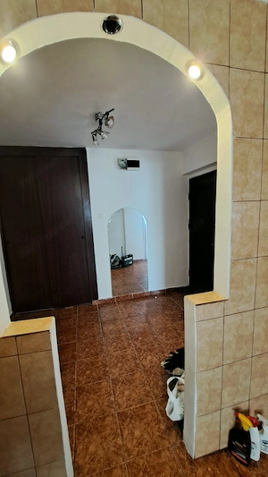 Apartament 3 camere Crangasi  - imagine 2
