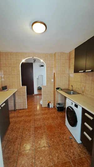 Apartament 3 camere Crangasi  - imagine 3