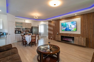 Casa spectaculoasa | Stil autentic canadian | 795 mp Teren - imagine 5