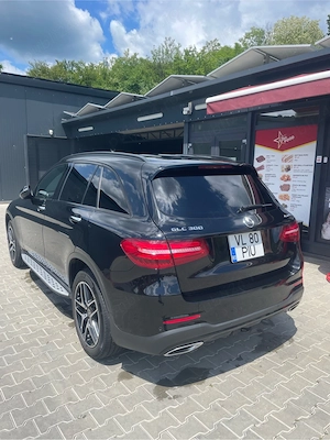 Mercedes glc300 - imagine 2