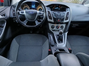 Ford Focus benzină Euro 5,Impecabilă  - imagine 6