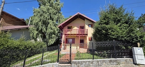 Vila cu 4 camere de vanzare in Busteni