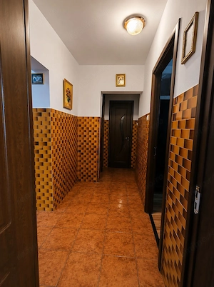 Apartament 3 camere, etaj 1,Bd Timisoara - imagine 3