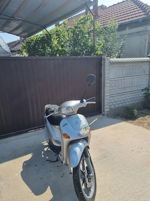 VAND SCUTER    pentru mai multe detali va astept in privat  - imagine 3