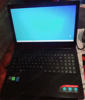 Laptop ieftin Lenovo Ideapad 100 placă video 1Gb, HDD 500Gb 4 Gb rami