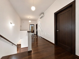 Casa individuala cu 4 camere, piscina, in Dumbravita - imagine 10