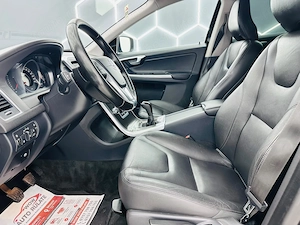 Volvo XC60 - imagine 13