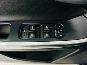 Volvo XC60 - imagine 11