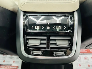 Volvo XC60 - imagine 20