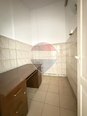 Spațiu comercial de inchiriat Rascoala 1907 nr 71 Constanta - imagine 3