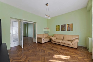 Apartament 4 camere + boxă, etaj 1, în zonă  Ultracentral - imagine 8