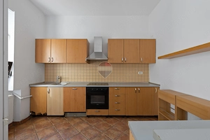Apartament 4 camere + boxă, etaj 1, în zonă  Ultracentral - imagine 12